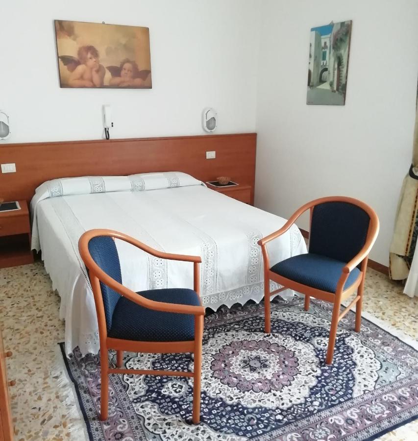 Albergo La Torre Radicofani Dış mekan fotoğraf