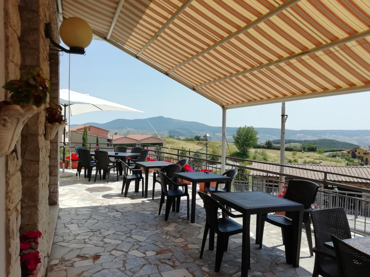 Albergo La Torre Radicofani Dış mekan fotoğraf